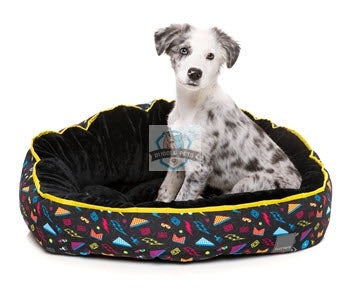 PROMO : FuzzYard Reversible (Bel Air) Dog Bed